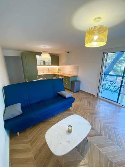 T2 Avec Clim Et Terrasse Vue Mer, Les Sablettes Appartement La Seyne-sur-Mer